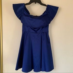 EUC Topshop Off the Shoulder Navy Mini Dress